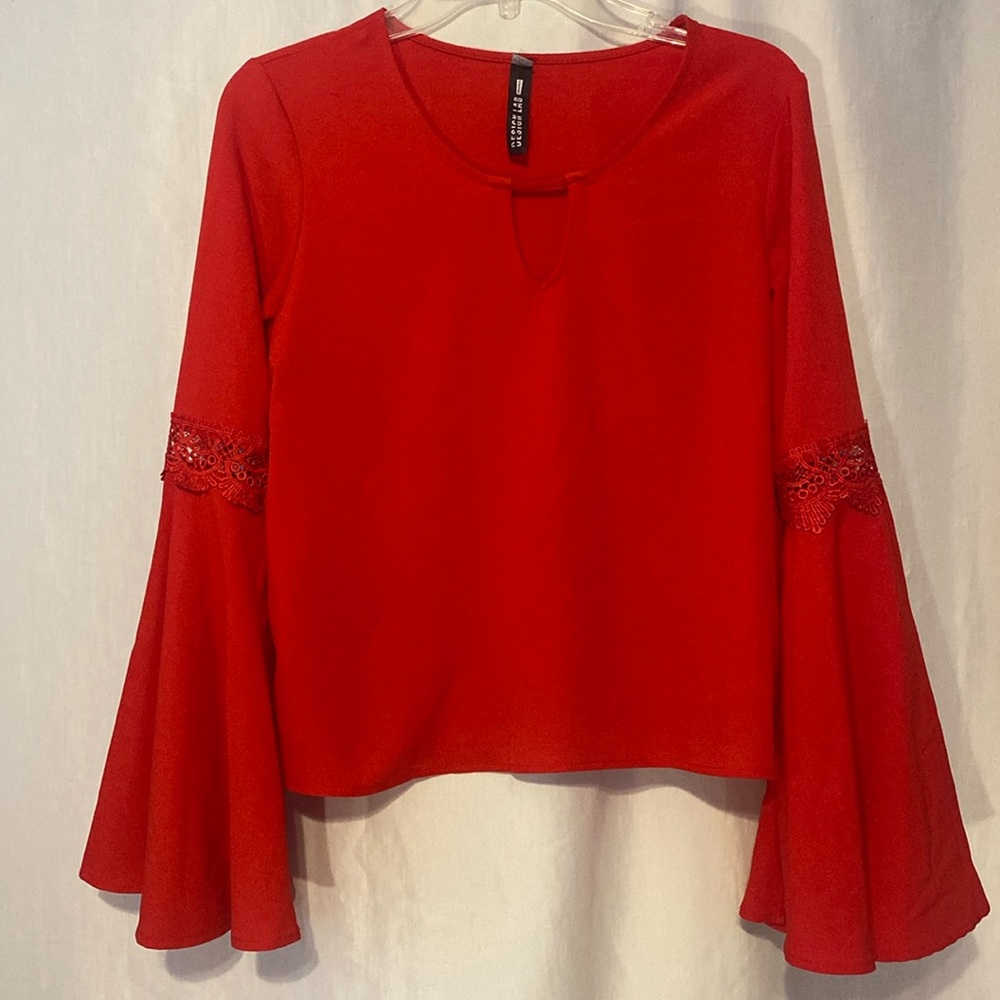 Design Lab Lord & Taylor Bell Sleeve Blouse